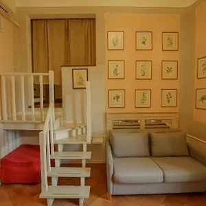  Appartamento Tranquil Near Museums And Train Station